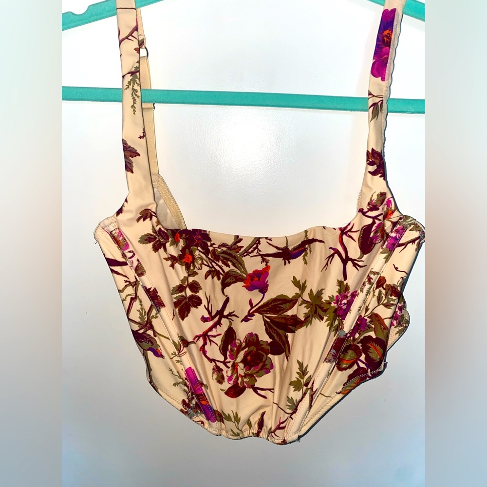 NEVER WORN UO CORSET TOP SIZE SMALL
